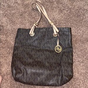 Michael Kors bag